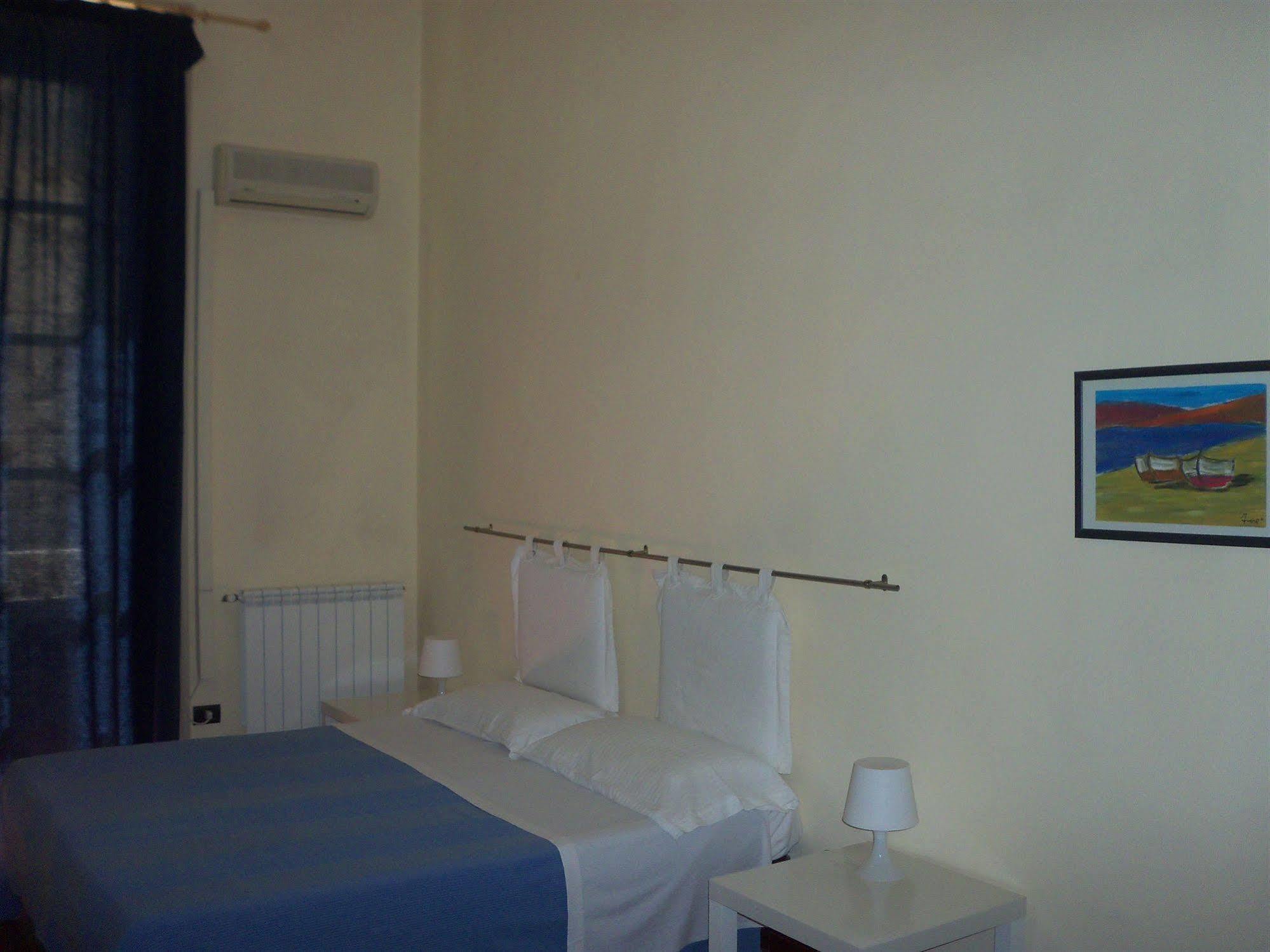 B&B Caravaggio Siracusa 200 Metres From Ortigia Syrakus Exterior foto